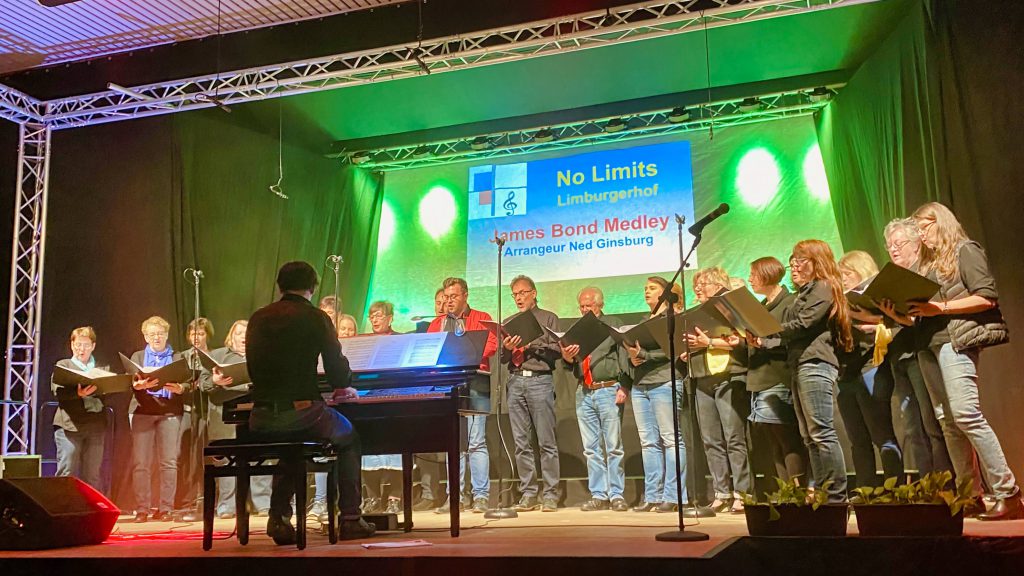 Chor-Contest in Harthausen   Chor TakeFour Ludwigshafen
