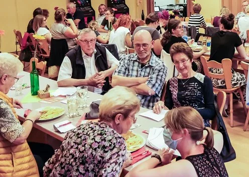 Mitgliederversammlung ehrt Jubilar*innen  Mitgliederversammlung läutet Neustart ein   Chor TakeFour Ludwigshafen Chor TakeFour Ludwigshafen