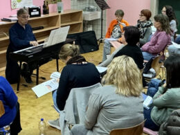 Chorprobe im Schullandheim Hertlingshausen
