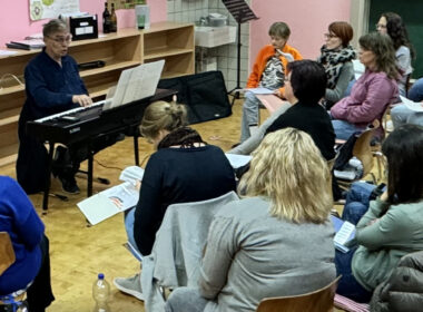 Chorprobe im Schullandheim Hertlingshausen