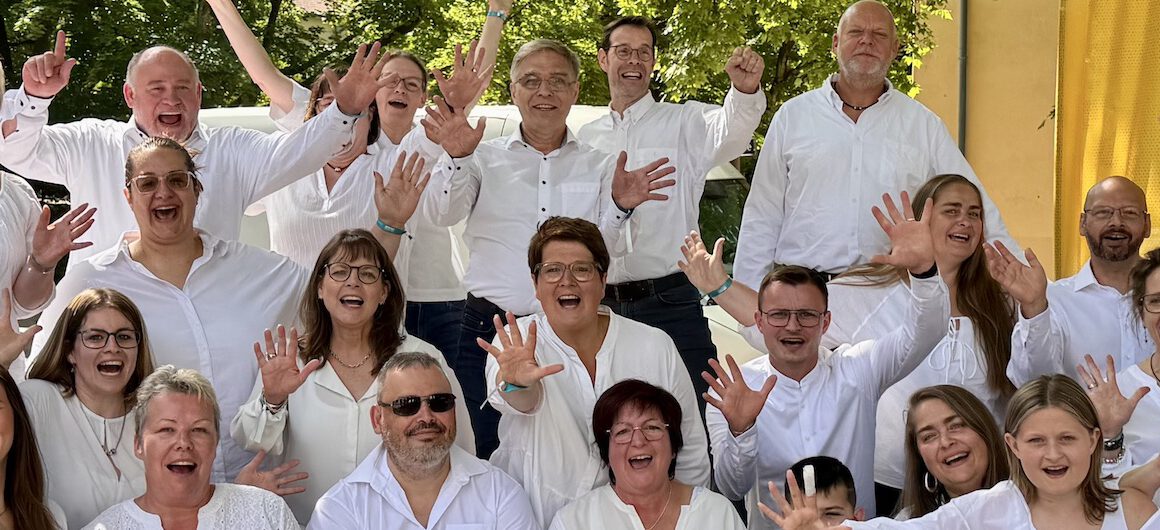 JungerChor TakeFour aus Ludwigshafen-Oppau feierte beim Deutschen Chorfest 2025 in Nürnberg einen großartigen 3. Platz im Wettbewerb. Mit emotionalen Auftritten, herausragendem Chorklang und starker Gemeinschaft begeisterte der Chor Publikum und Jury gleichermaßen.