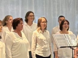 Lieder verbinden – Zu Gast beim Liedernachmittag in Mannheim-Neuhermsheim Liedernachmittag Mannheim-Neuhermsheim  Chor TakeFour Ludwigshafen
