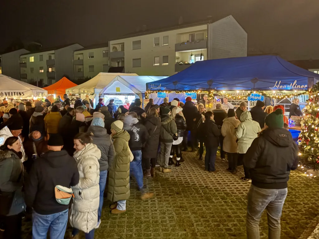 Waffelduft, Wintersonne und ein kleines Happy End - Christkindlmarkt Oppau/Edigheim   Chor TakeFour Ludwigshafen