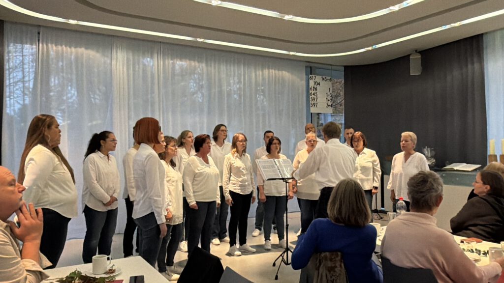 Lieder verbinden – Zu Gast beim Liedernachmittag in Mannheim-Neuhermsheim Liedernachmittag Mannheim-Neuhermsheim  Chor TakeFour Ludwigshafen