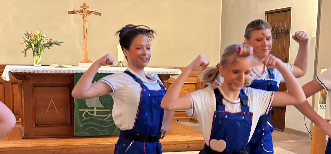 Einzigartig: Närrischer Gottesdienst & Chor: Wenn Kirche singt, lacht und berührt Närrischer Gottesdienst Chor  Chor TakeFour Ludwigshafen